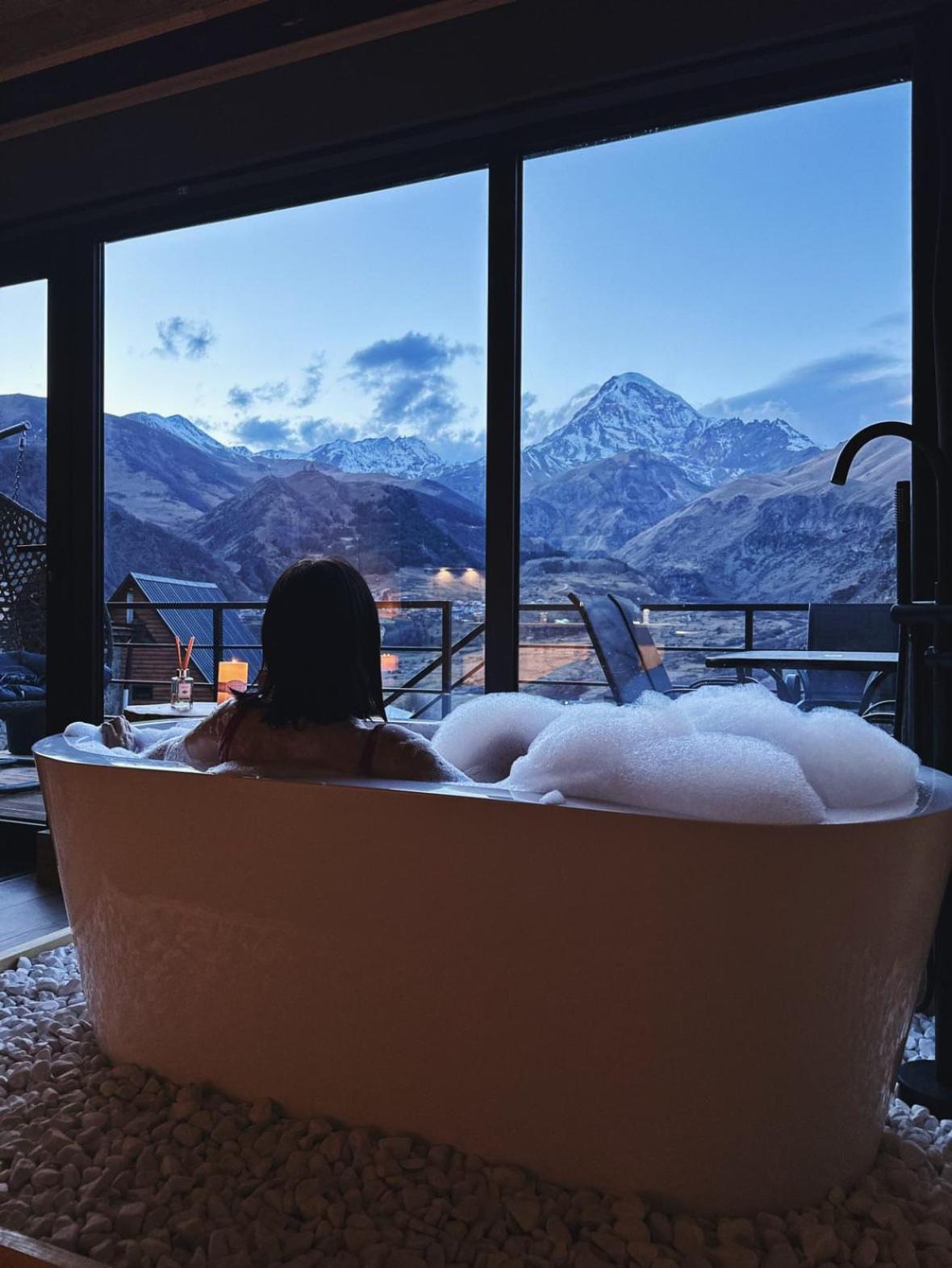 Villa Kazbegi Story Esterno foto