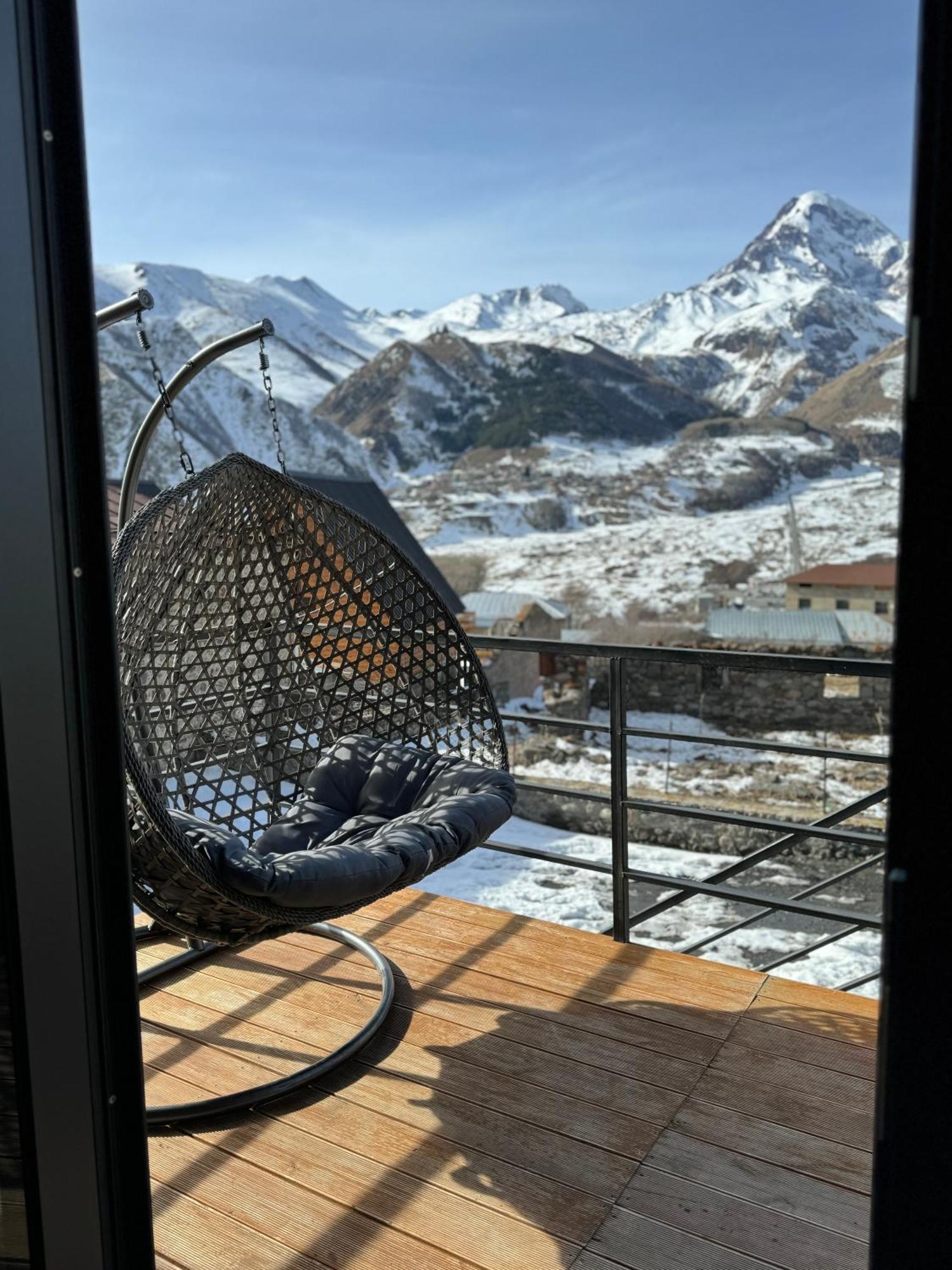 Villa Kazbegi Story Esterno foto